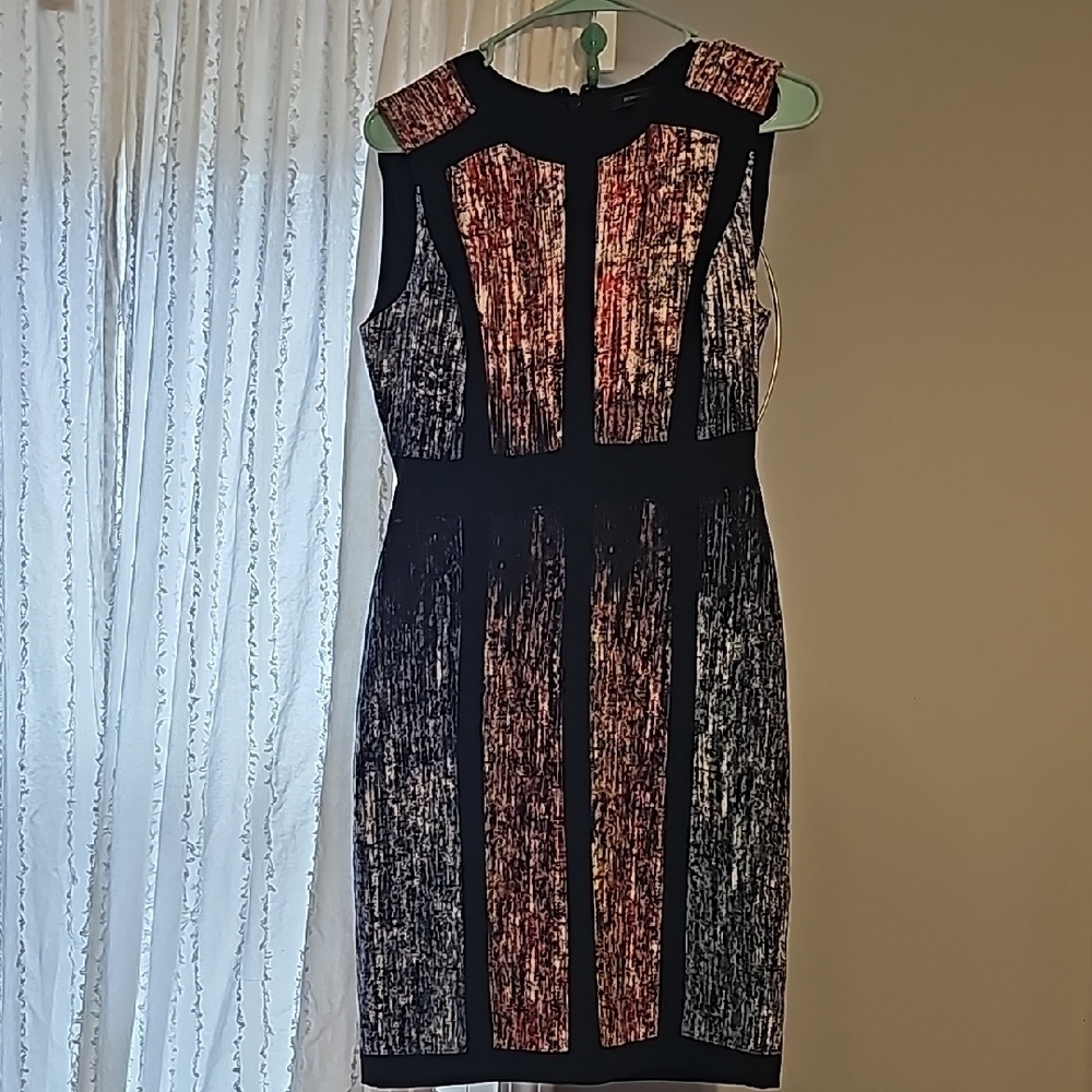 Elegant BCBG Black Sleeveless Sheath Dress size 2